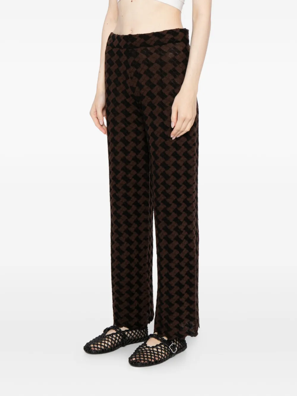 Yanyan Knits Basket-weave Cropped Trousers In Brown