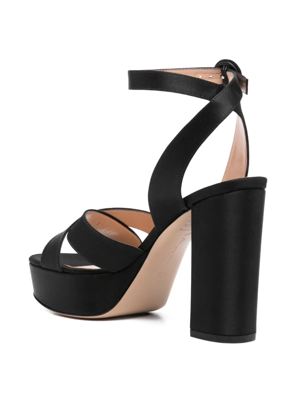 Gianvito Rossi Sabrina sandalen met plateauzool Zwart