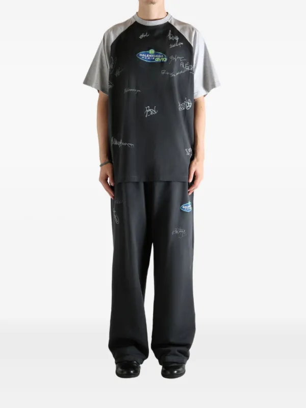 Balenciaga graphic-print T-shirt | Black | FARFETCH