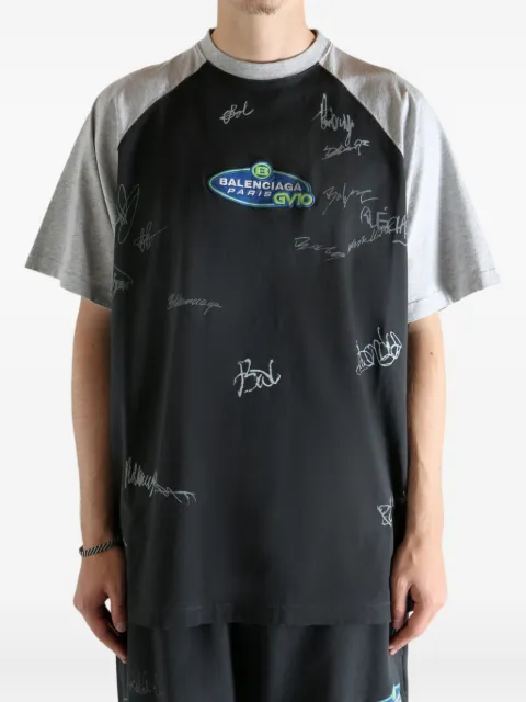 Balenciaga playera con estampado gráfico