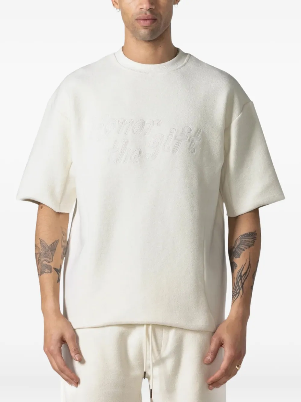 Honor The Gift T-shirt met geborduurd detail - Beige