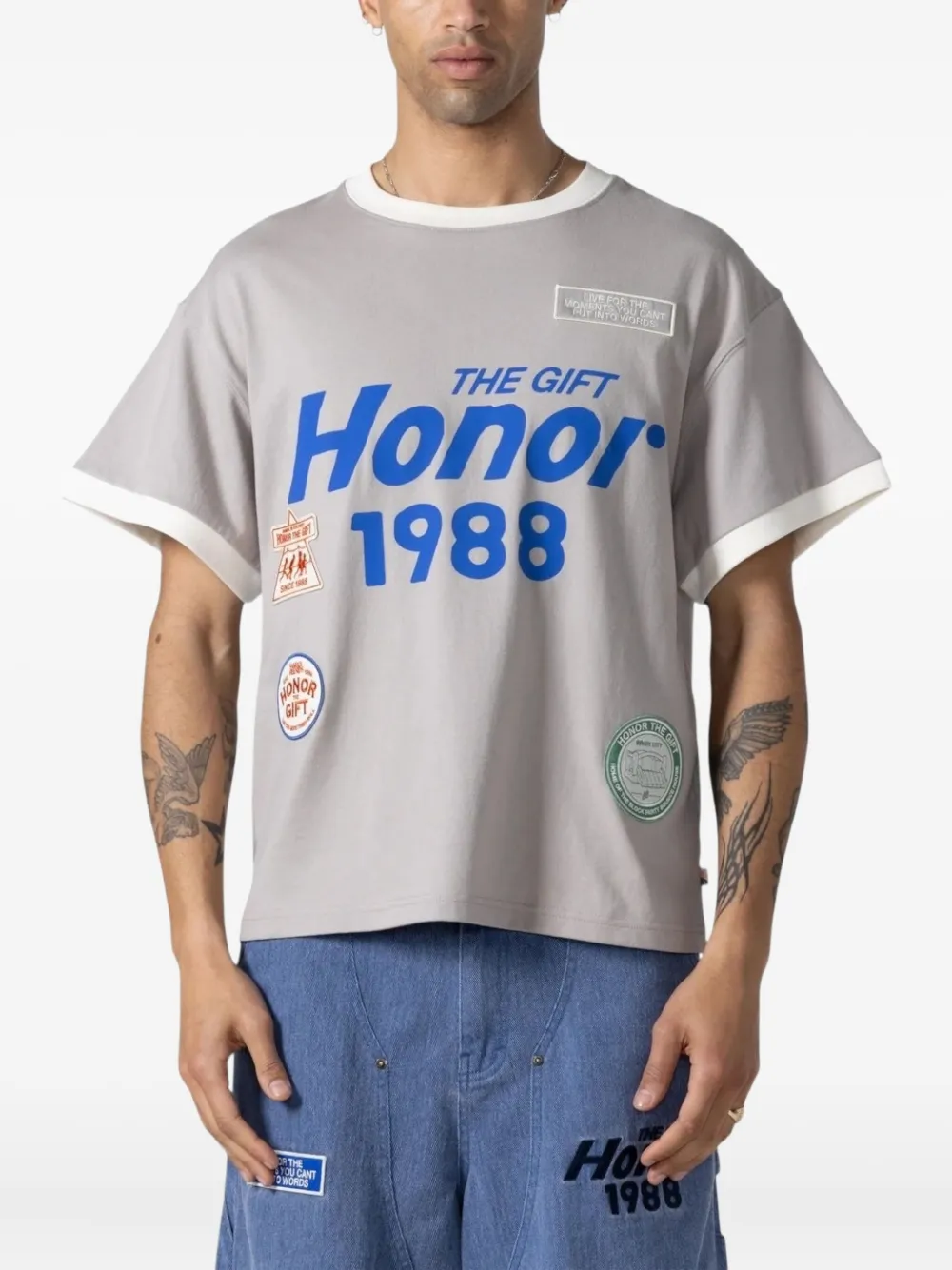 Honor The Gift Katoenen T-shirt met logopatch - Grijs