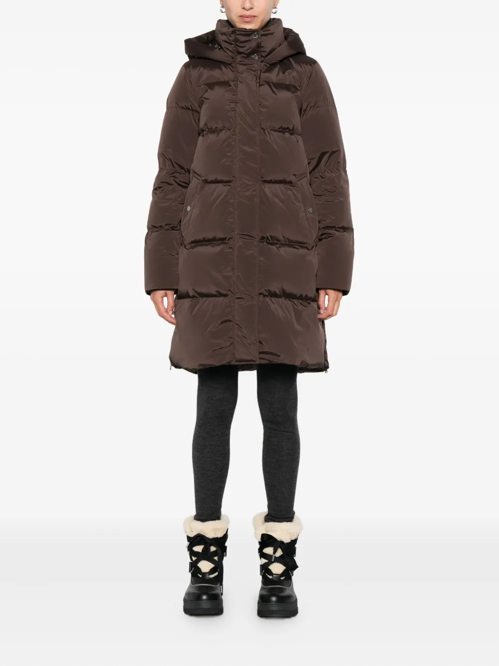 Woolrich hooded quilted coat | Parkas | Image 2