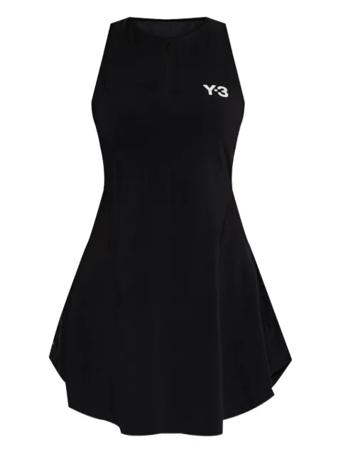 Y-3 vestido con detalle del logo