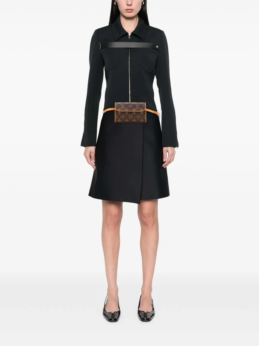 Louis Vuitton Pre-Owned 2004 Monogram Pochette Florentine belt bag | Pre-Owned | Image 2