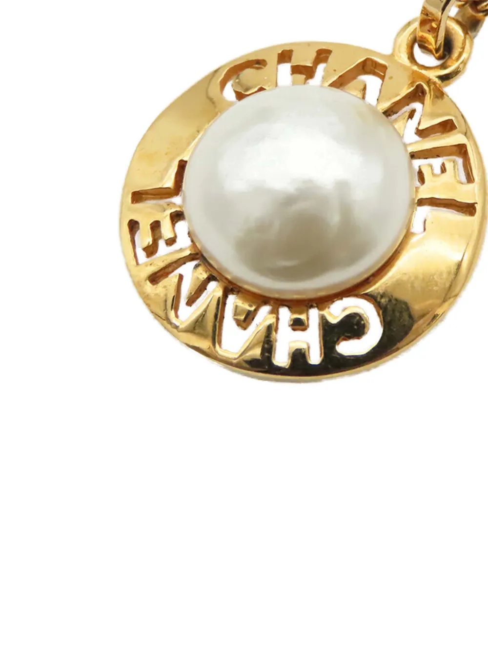 CHANEL Pre-Owned 1970-1980 Gold Plated Faux Pearl Pendant Necklace costume necklace | Image 2
