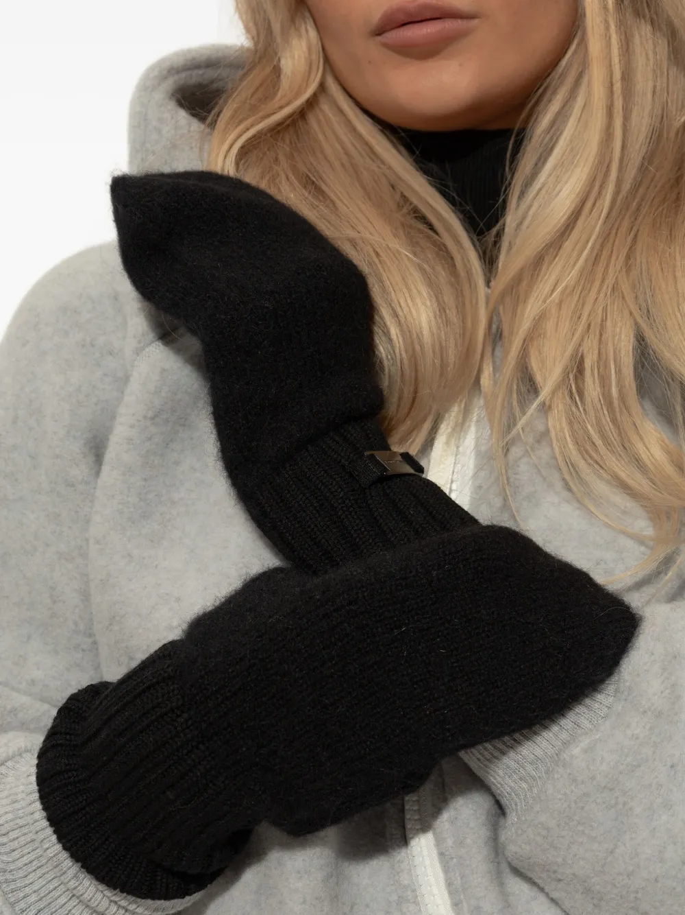 Canada Goose Ribbed-cuff Alpaca-wool Gloves In Black