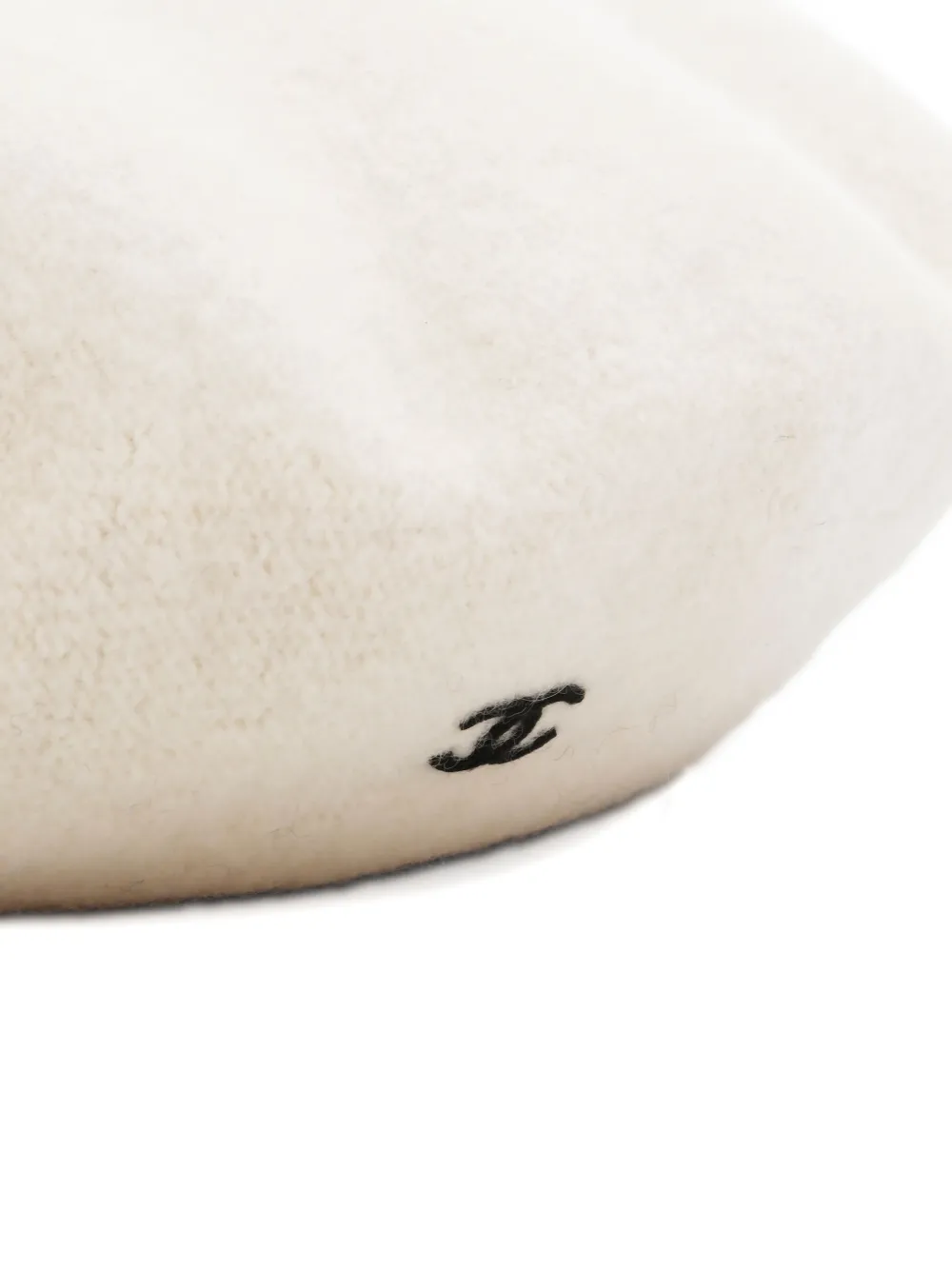 Pre-owned Chanel 1998 Wool Beret In White