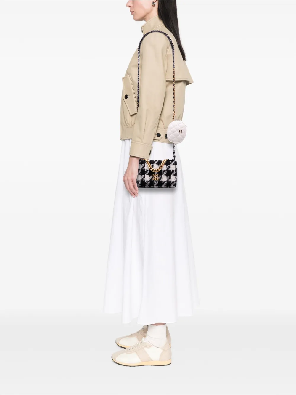 CHANEL Pre-Owned 2019 Houndstooth Tweed 19 Wallet On Chain satchel | Pre-Owned | Image 2