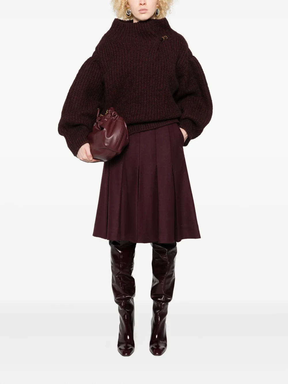 Joseph Pleated Shorts In Brown
