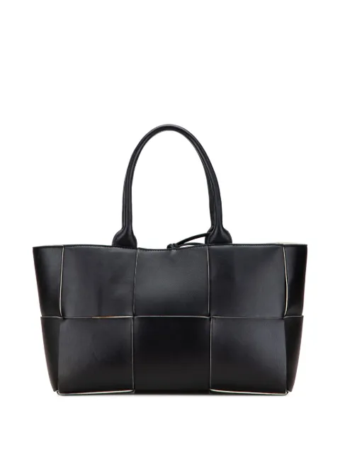 Bottega Veneta Pre-Owned شنطة عملية 'أركو' صغيرة بجلد لين وتصميم ماكسي إنترشياتو 2012-2025