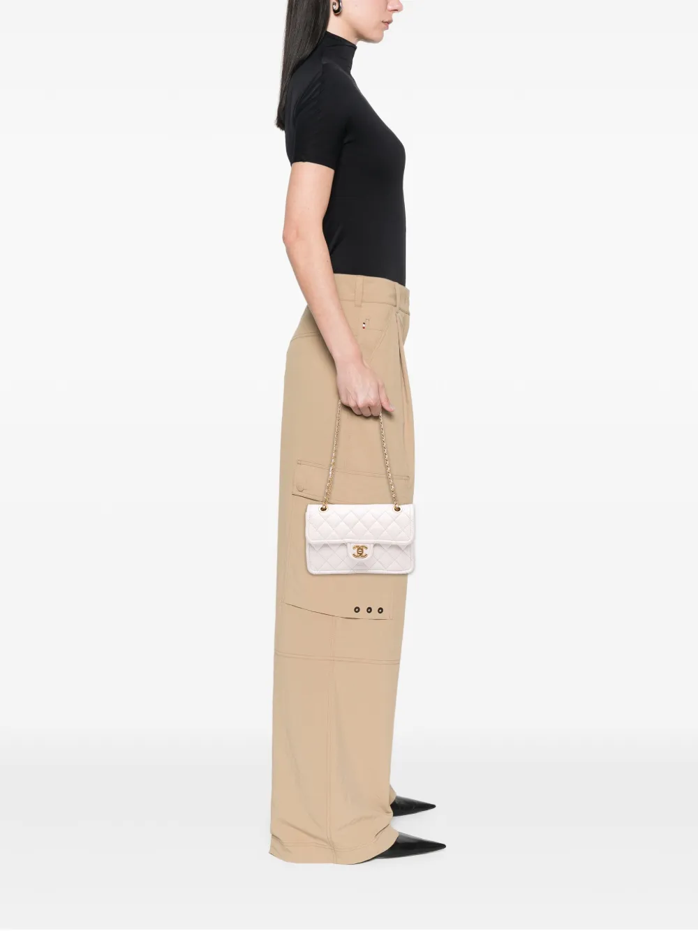 CHANEL Pre-Owned 2021 Medium Quilted Caviar Sweet Classic Flap shoulder bag | Pre-Owned | Image 2