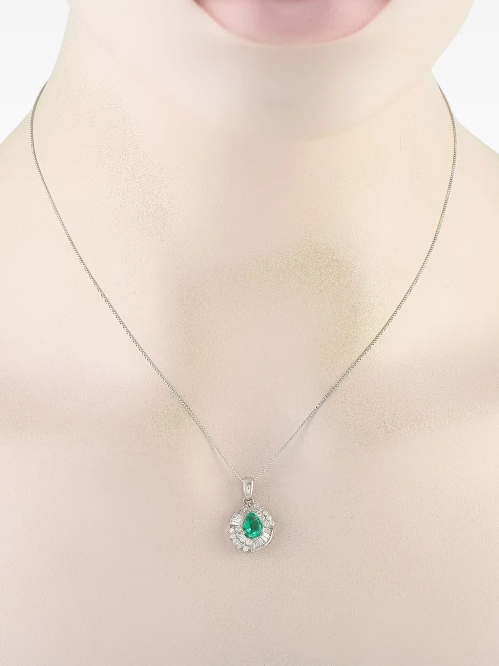 Pre-owned Lb Exclusive Platinum Emerald And Diamond Necklace In Silver