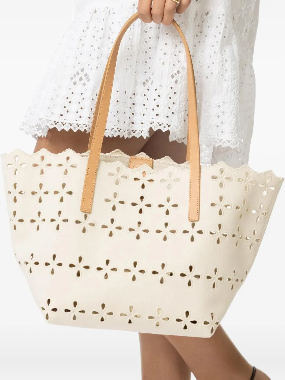 Loeffler Randall Easton flower-cut scalloped shoulder bag - Wit