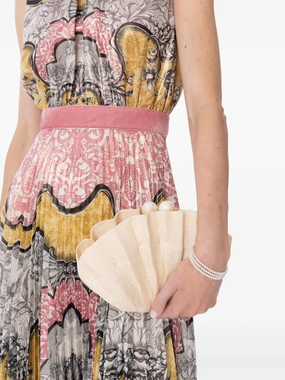 Poolside The Origami Scallop clutch bag - Beige