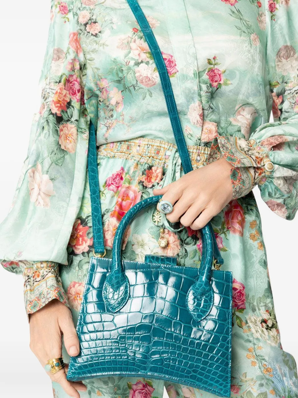 Angela Alvarez Demi Arco Glazed Tote Bag In Blue
