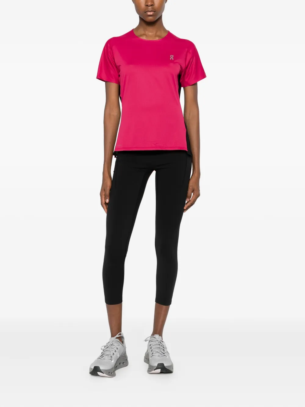 On Running logo-print short-sleeved T-shirt | Performance T-Shirts | Image 2