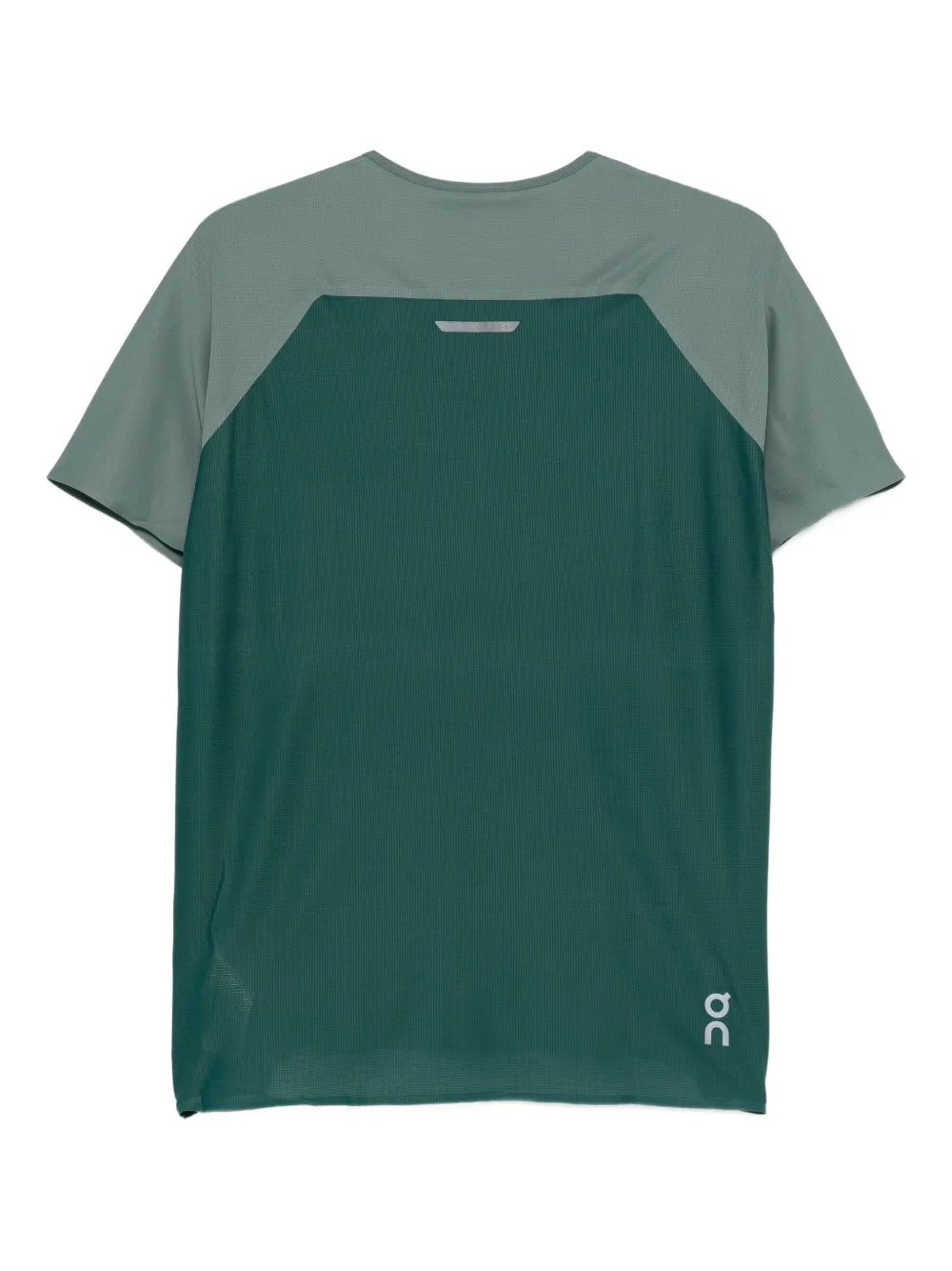 On Running colour-block performance T-shirt | Performance T-Shirts & Vests | Image 2