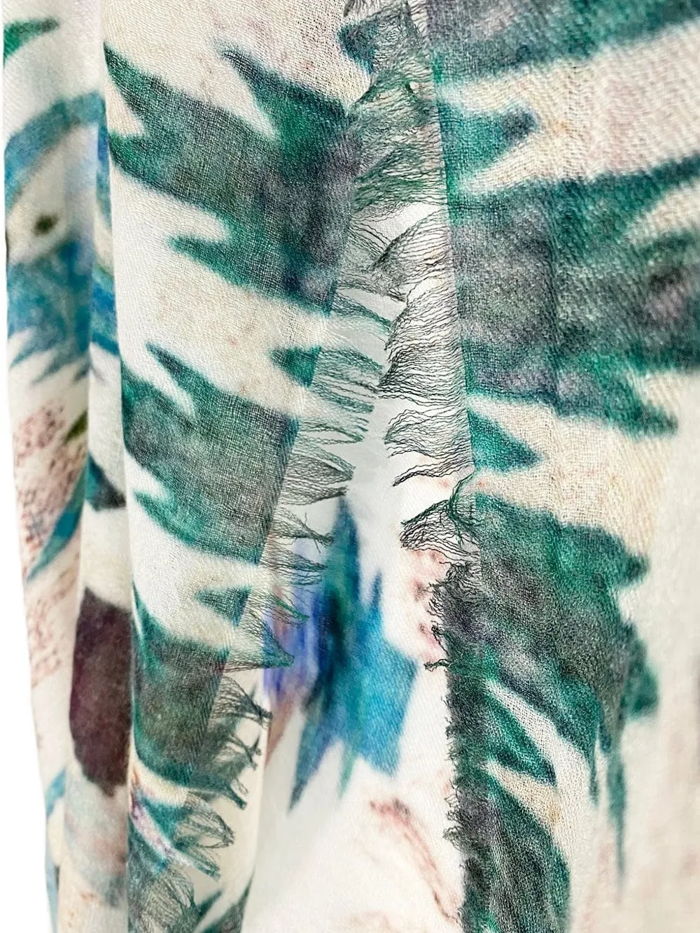 Ama Pure Navajo Fringed Scarf In Blue