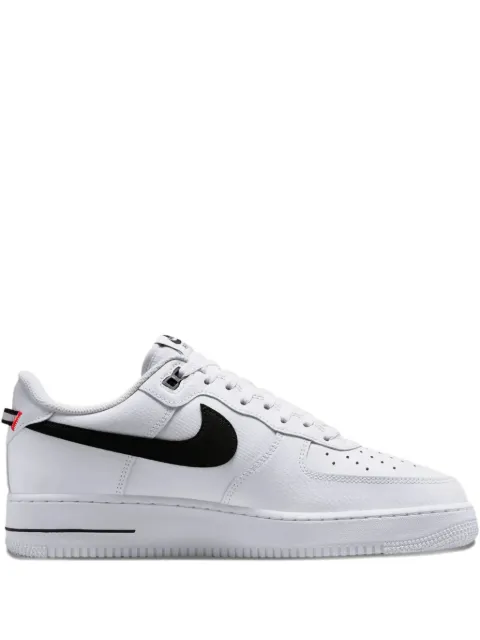Nike tenis bajos Air Force 1 07' White / Black