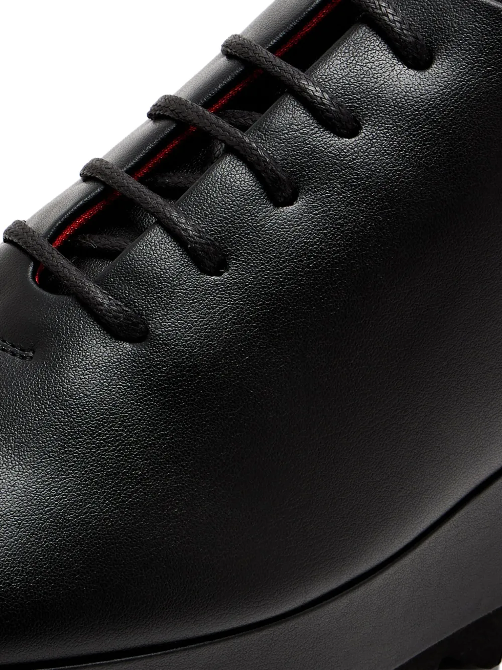 Stella McCartney Elyse sneakers met plateauzool Zwart