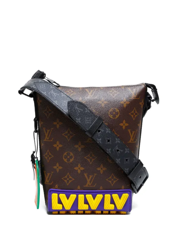 Louis Vuitton Pre-Owned Mochila Tipo Mensajero Con Monograma GG Marrón  FARFETCH CO