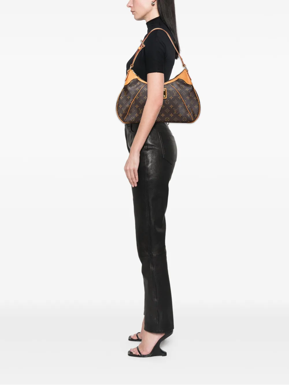 Louis Vuitton Pre-Owned 2009 Monogram Thames GM shoulder bag | Pre-Owned | Image 2