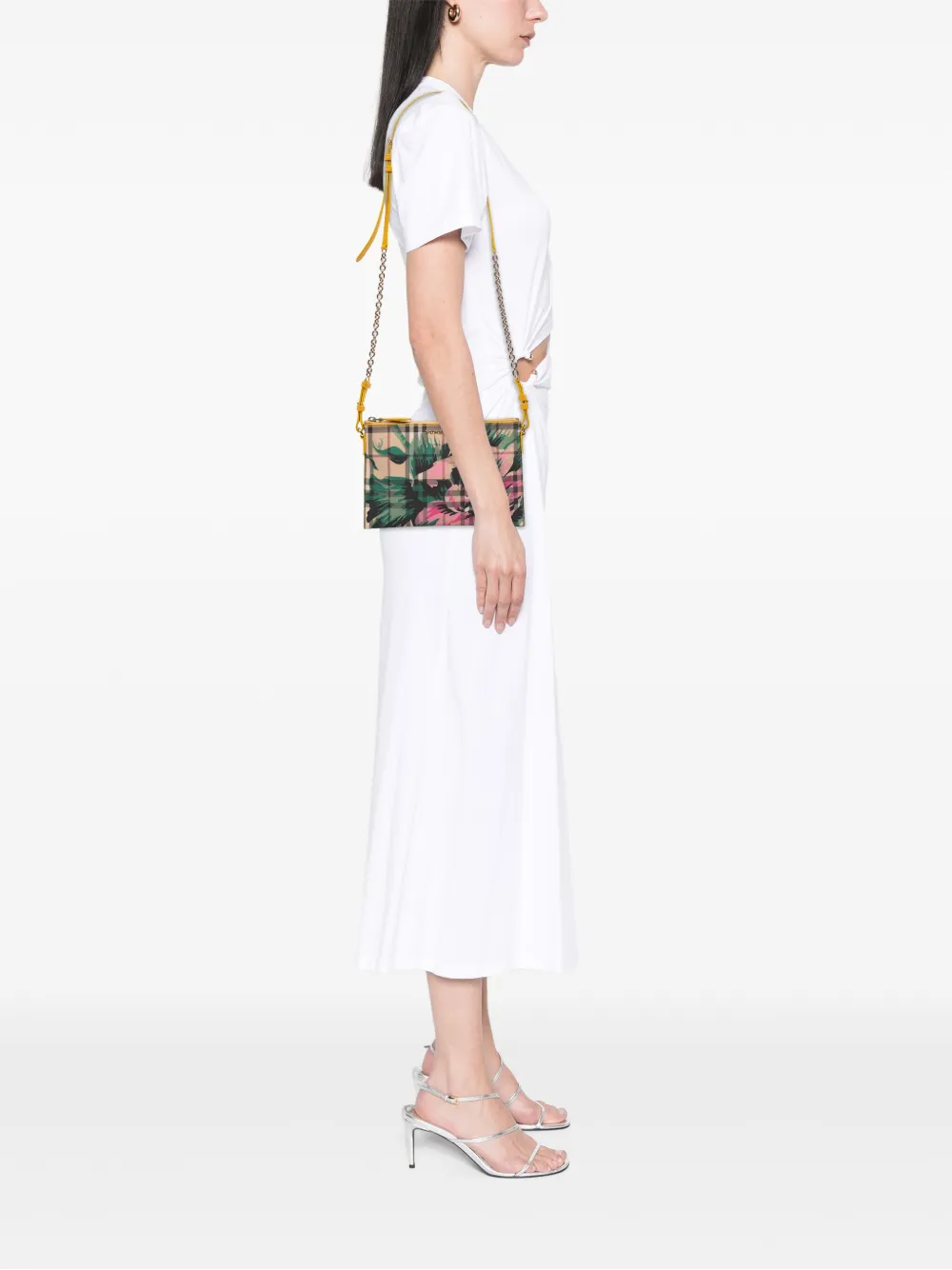Burberry Pre-Owned 2000-2017 Haymarket Check Coated Canvas Floral Print crossbody bag | Pre-Owned | Image 2