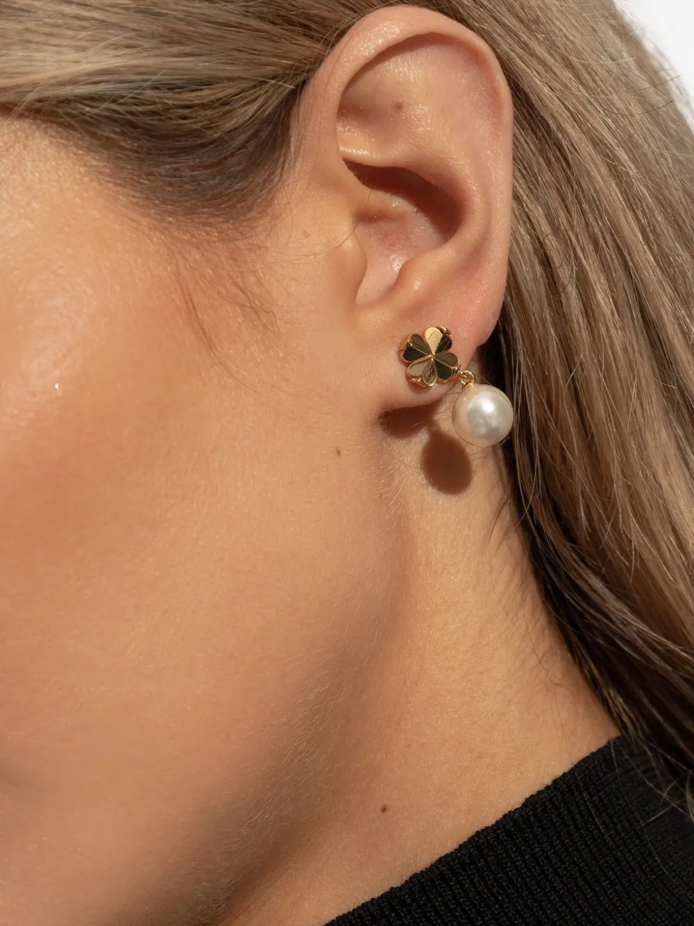 Kate Spade Flower pearl drop earrings - Goud