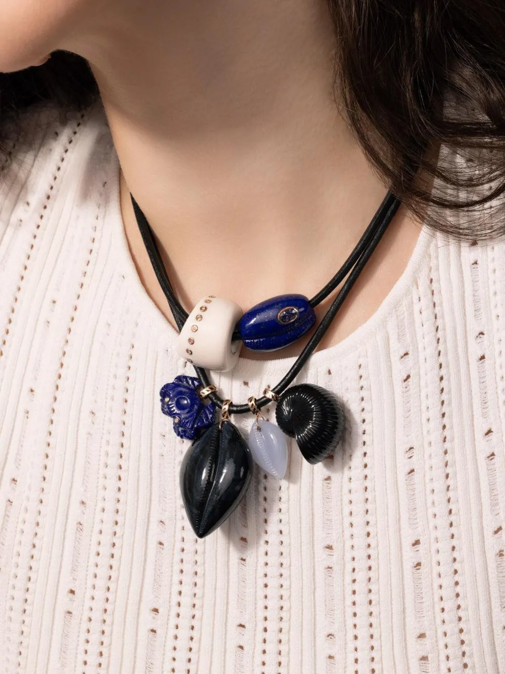 Dezso 18kt Rose Gold Crab Lapis Lazuli Pendant Necklace In Blue