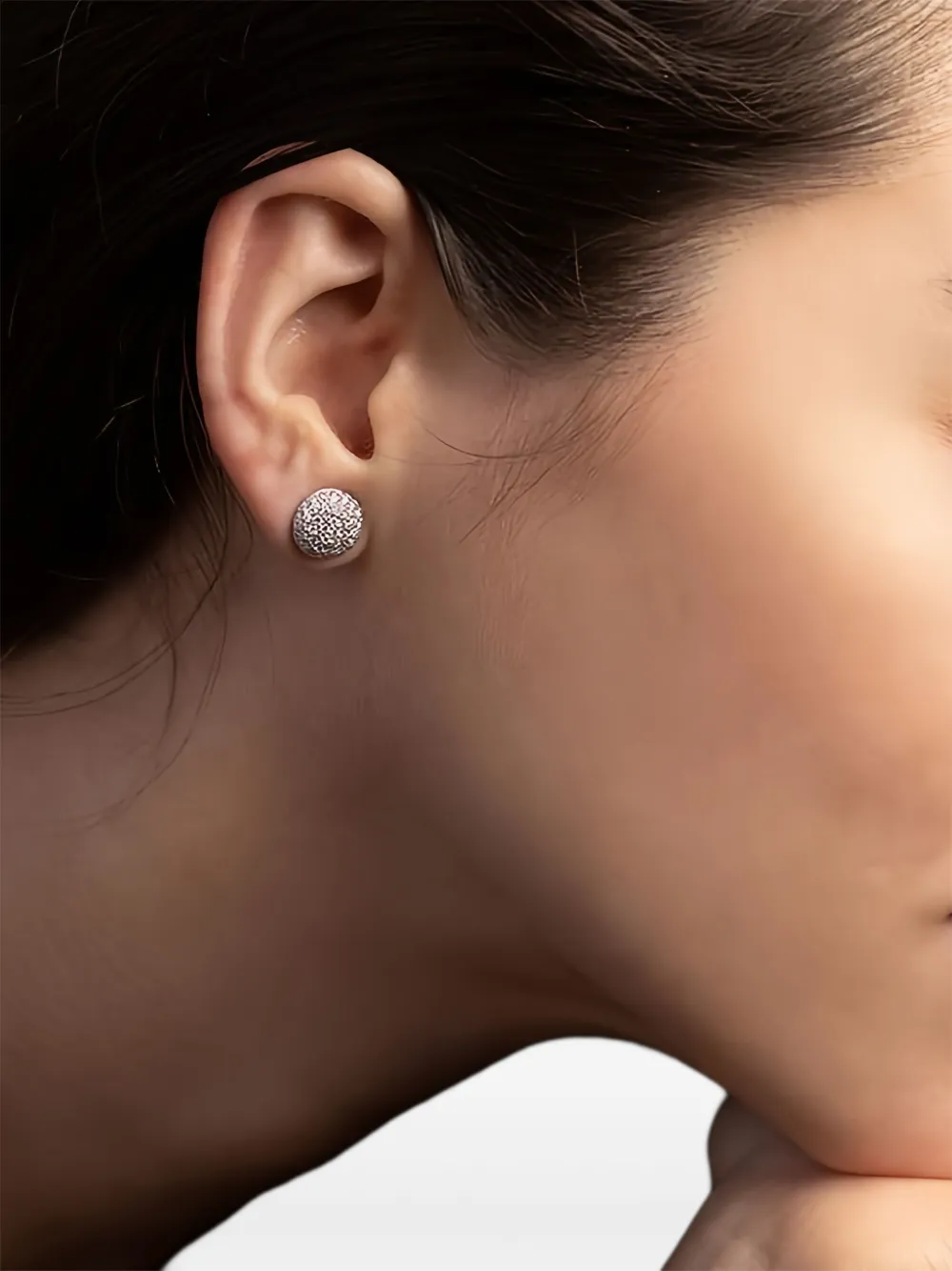  Sidney Garber 18k White Gold Pave Diamond Button Earrings - Silver 