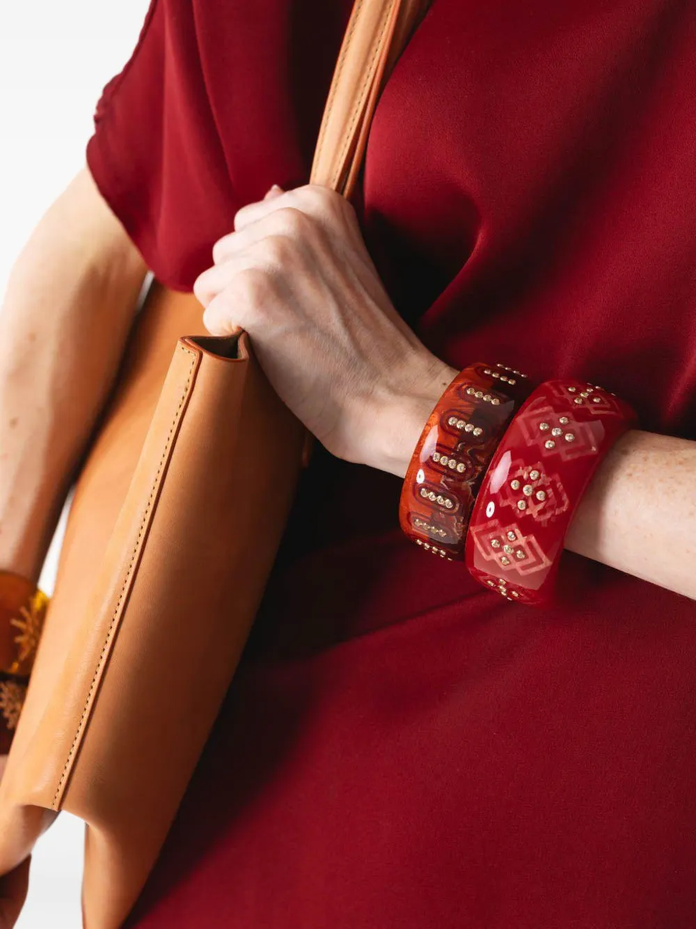 Mark Davis 18k Yellow Gold Bakelite Bracelet In Red