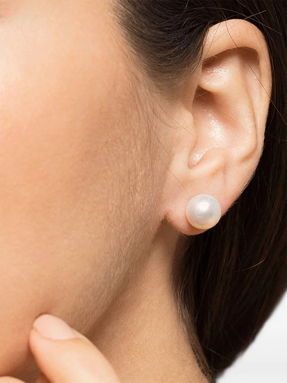 Baggins Akoya Pearl Stud Earrings In Metallic