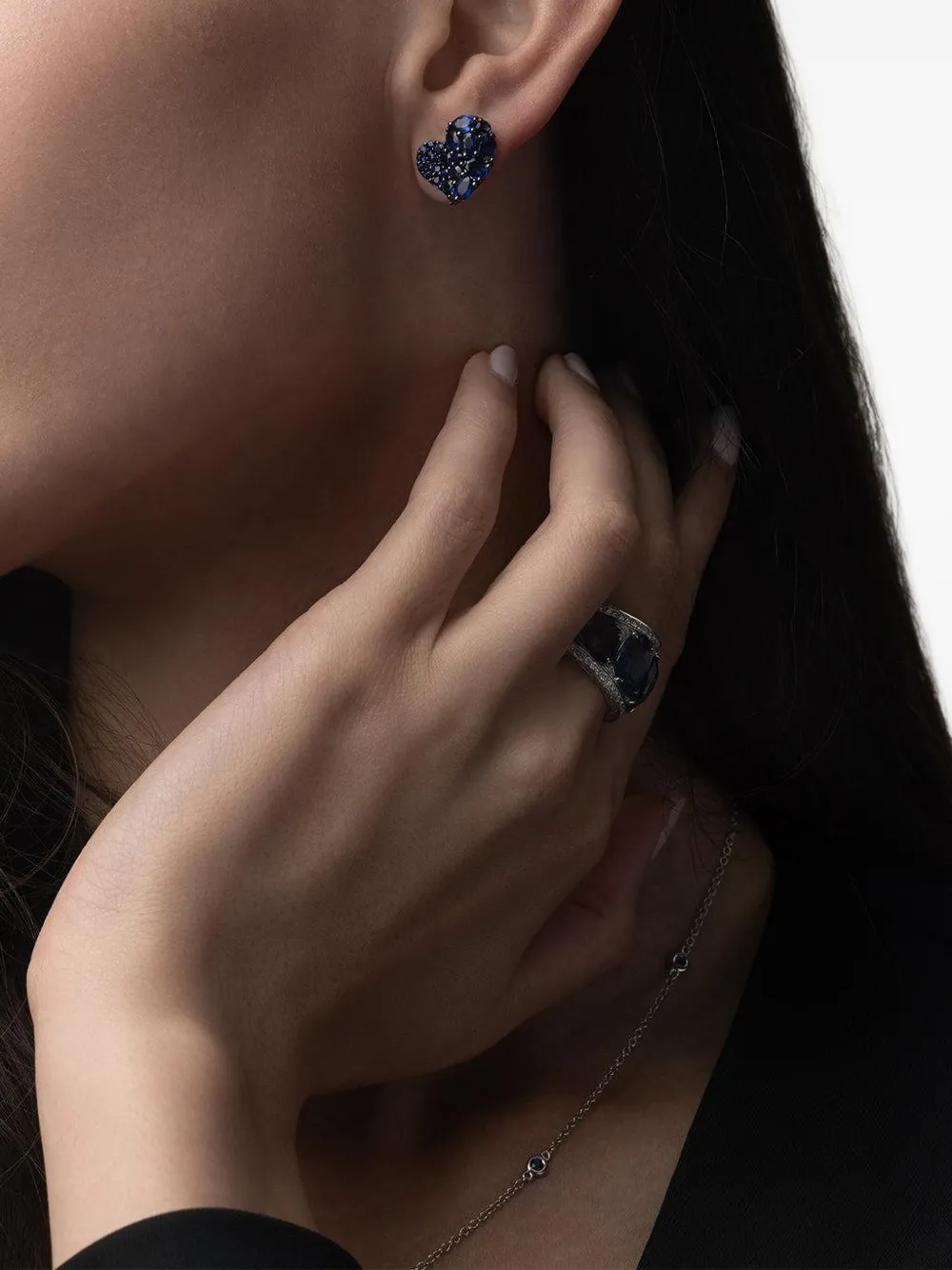 18k White Gold Sapphire Earrings