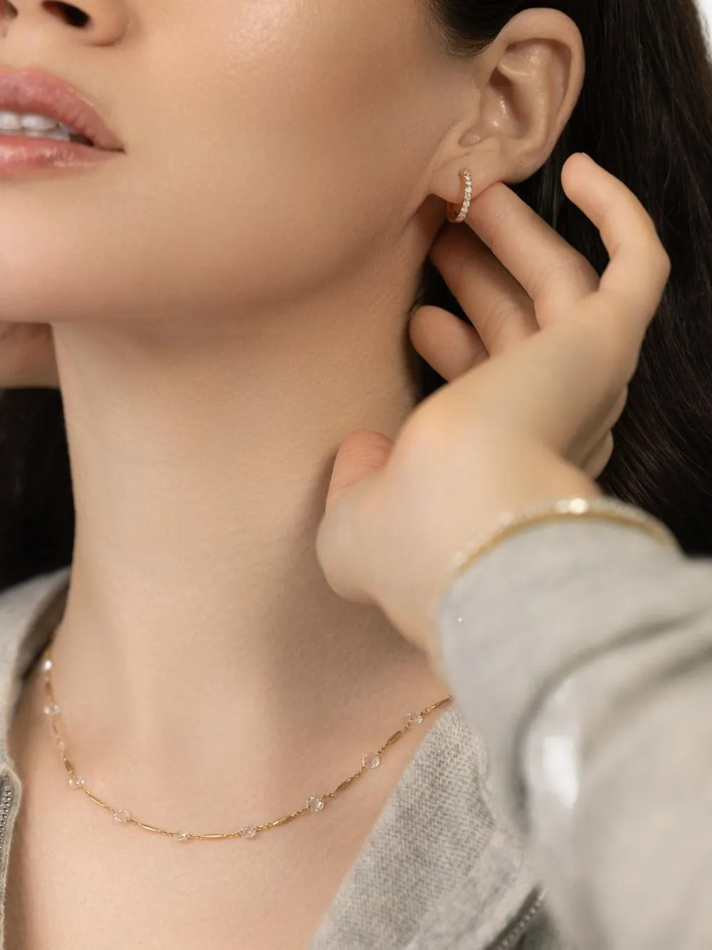 64 Facets 18k Yellow Gold Linear Huggie Diamond Earrings In Gold