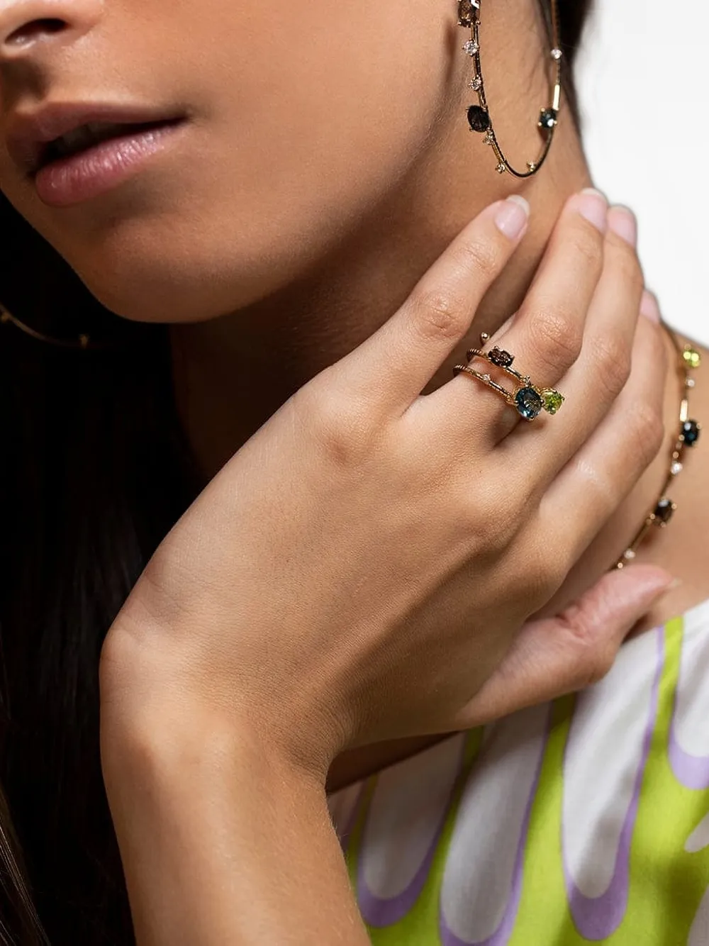 Mattia Cielo arracadas en oro amarillo con topacio y peridont | Image 2