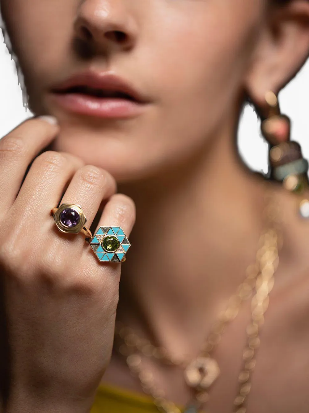 Harwell Godfrey Anello Evil Eye in oro giallo 18 carati con pietre