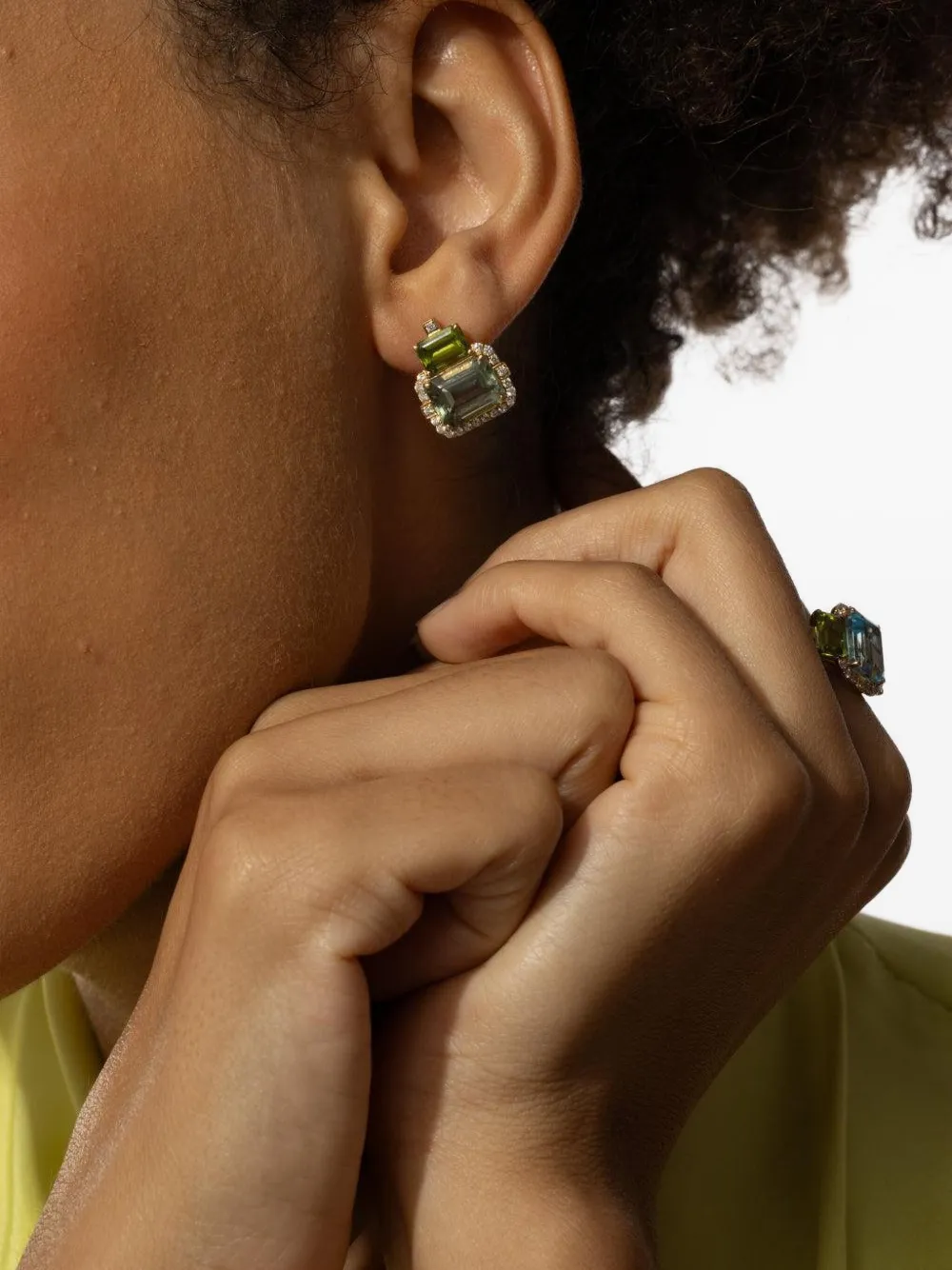 Goshwara 18k Yellow Gold Gossip Topaz And Diamond Earrings In Burgundy