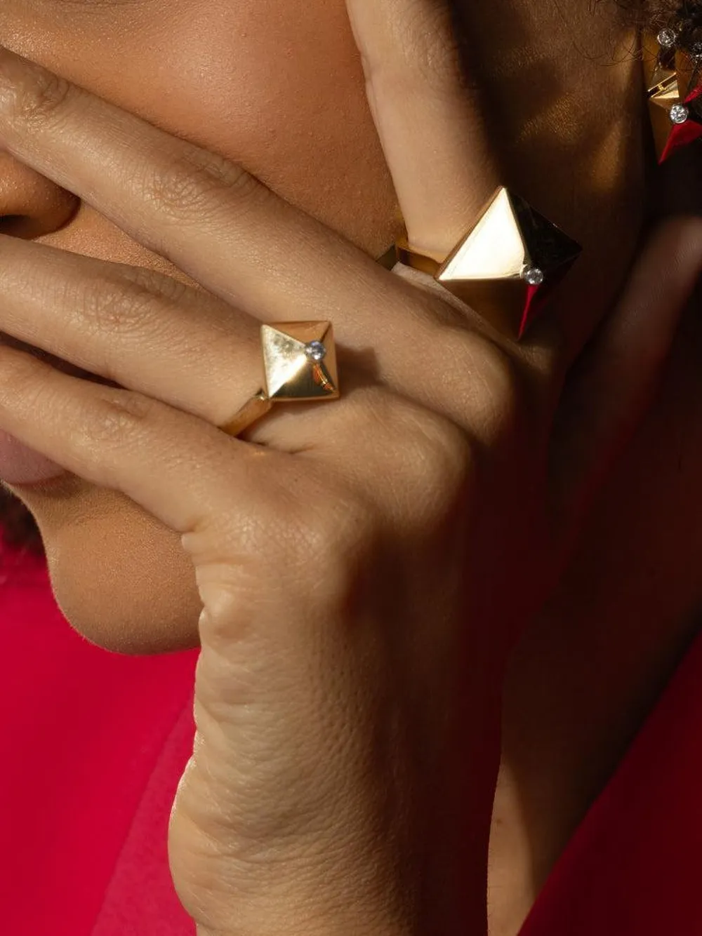 Brooks Brothers 18k Yellow Gold Mini Accent Piramide Ring In Gold