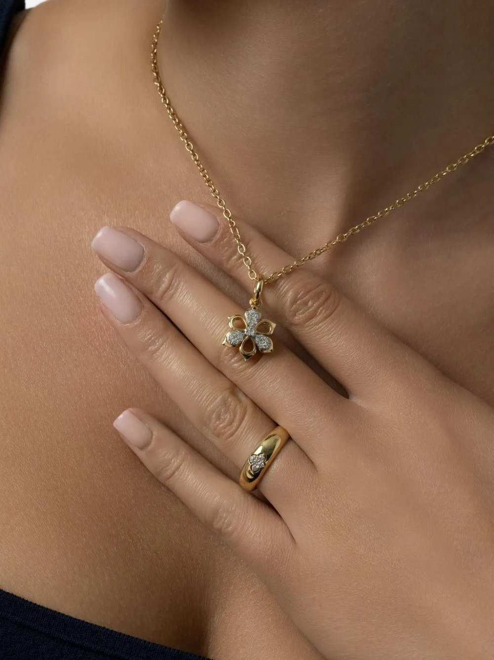 Sara Weinstock 18k Yellow Gold Lierre Diamond Pendant Charm In Gold