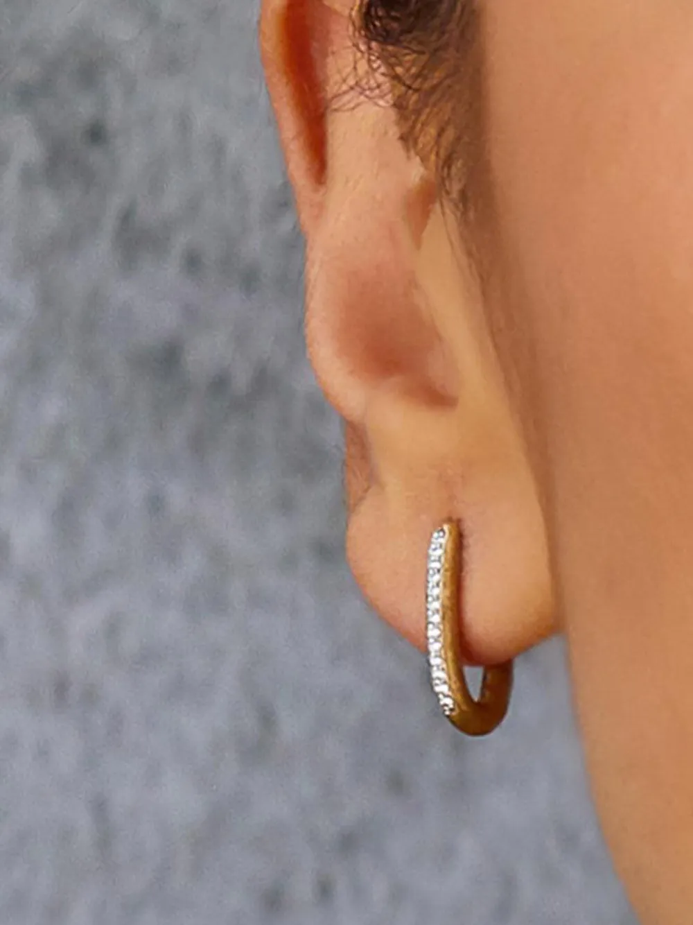  Nanis 18k Yellow Gold Small Libera Diamond Earrings 