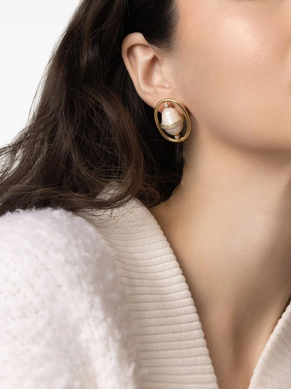 Denise Cassou 18kt Yellow Gold Diamond Pearl Earrings In Gold