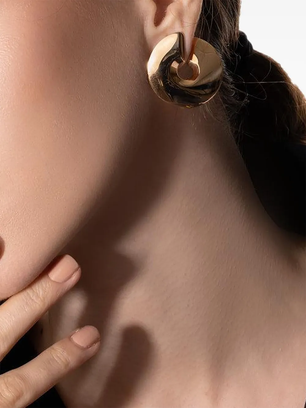 Vhernier 18k Rose Gold Disc Earrings In Gold