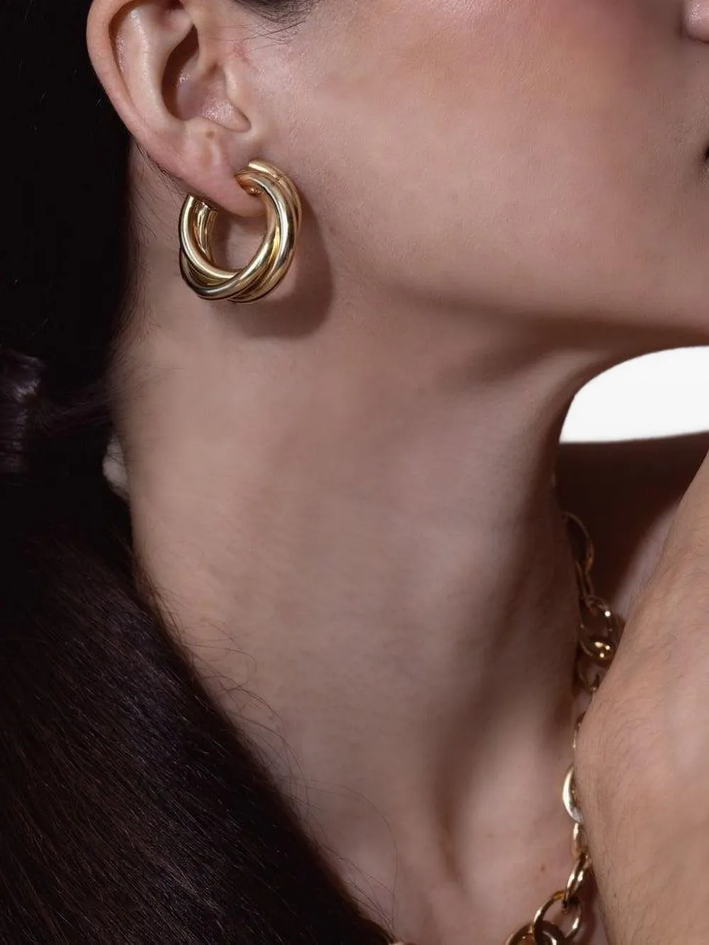 Sidney Garber 18k Yellow Gold Triple Intertwined Hoop Earrings In Gold