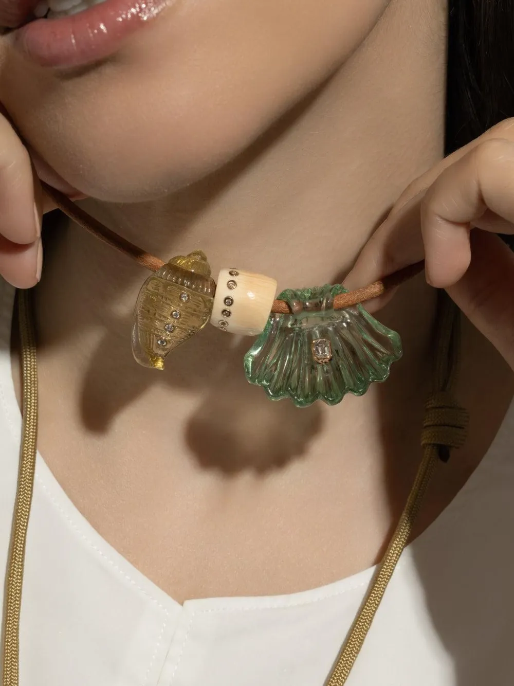 Dezso 18k Rose Gold Shell Charm Necklace In Green