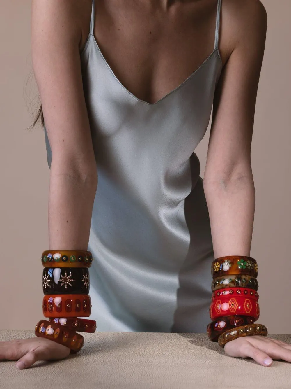 Mark Davis pulsera en oro amarillo de 18kt con baquelita | Image 2