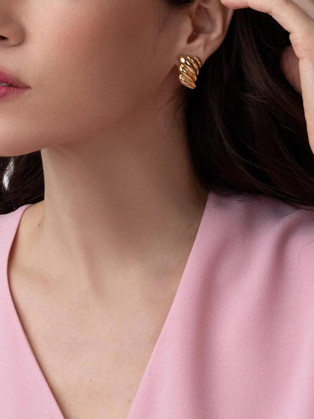 Anita Ko 18k Yellow Gold Croissant Earrings In Gold