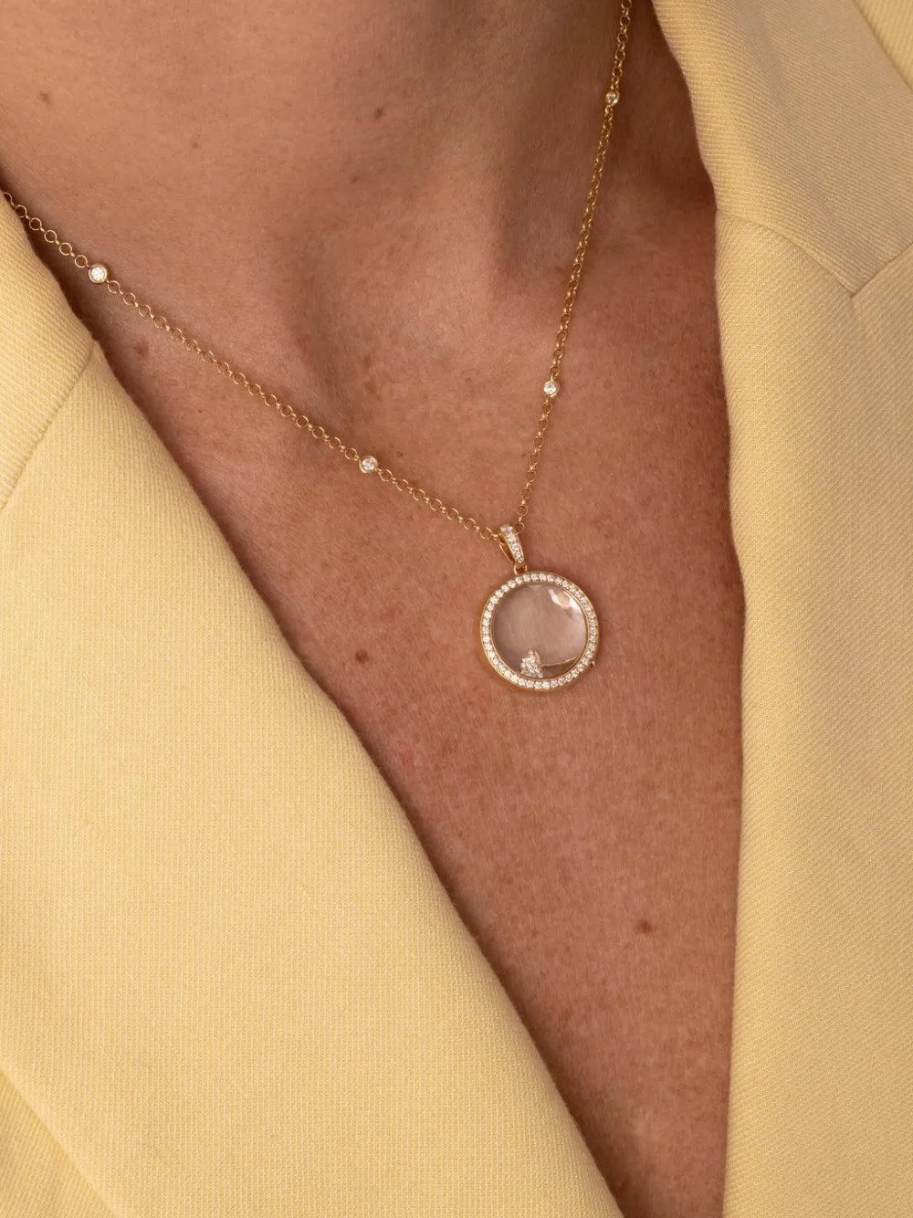 Loquet 18kt Yellow Gold Mushroom Diamond Pendant Necklace In Gold