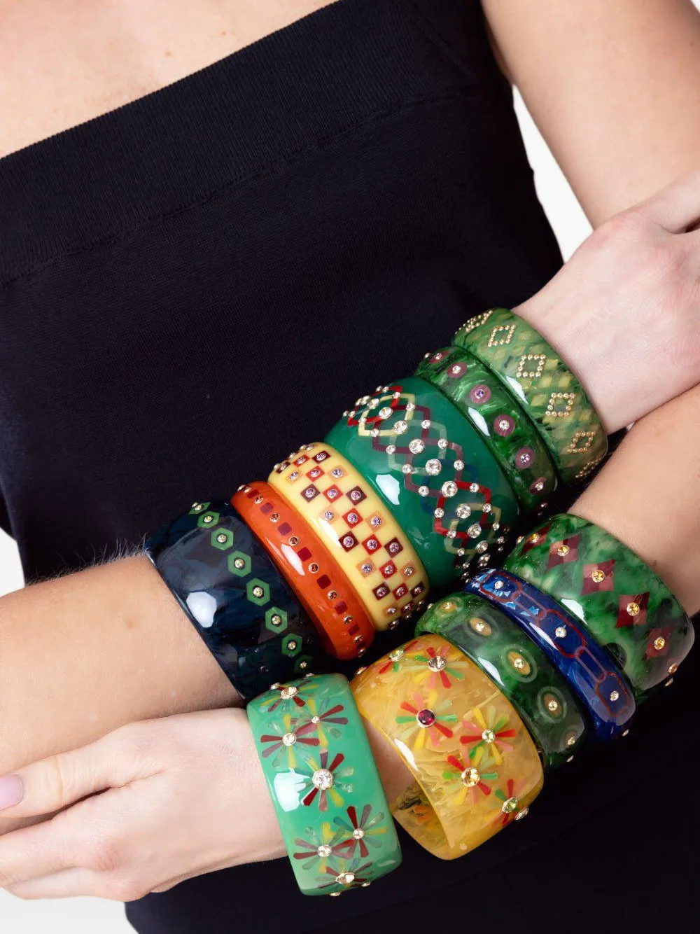 Mark Davis 18K yellow gold citrine bangle | Image 2