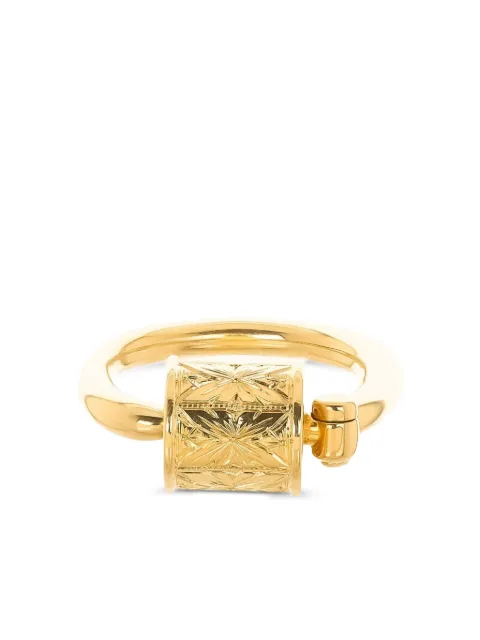 Marla Aaron 18K yellow gold Engraved Trundle ring